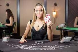 7up Your Mobile Wallet, Your Games, Your Pace
